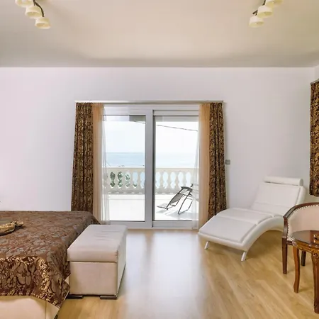 Arura Super Luxury Villa, Gerakini, Chalkidiki, Greece